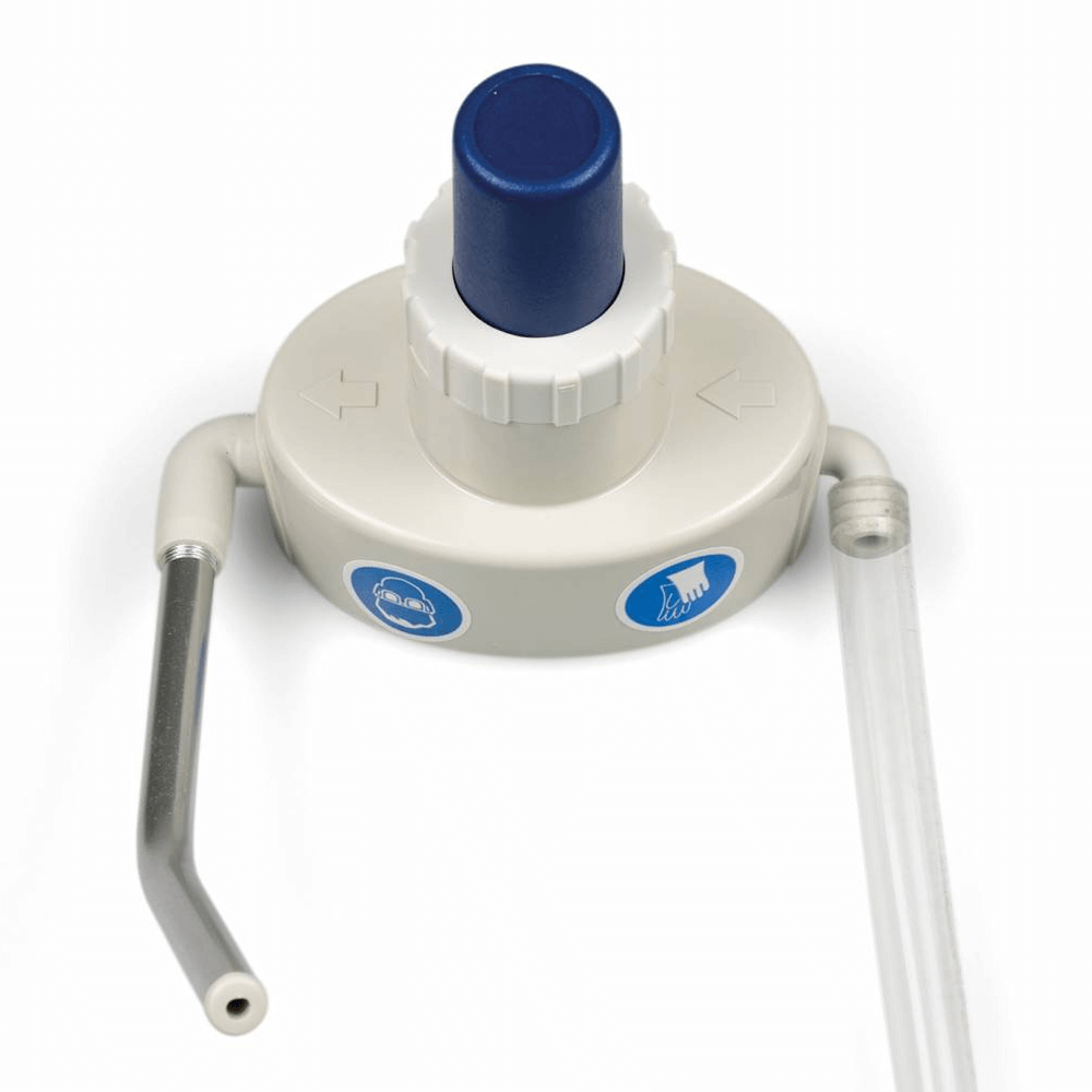 Dosapump with directional no drip discharge spout